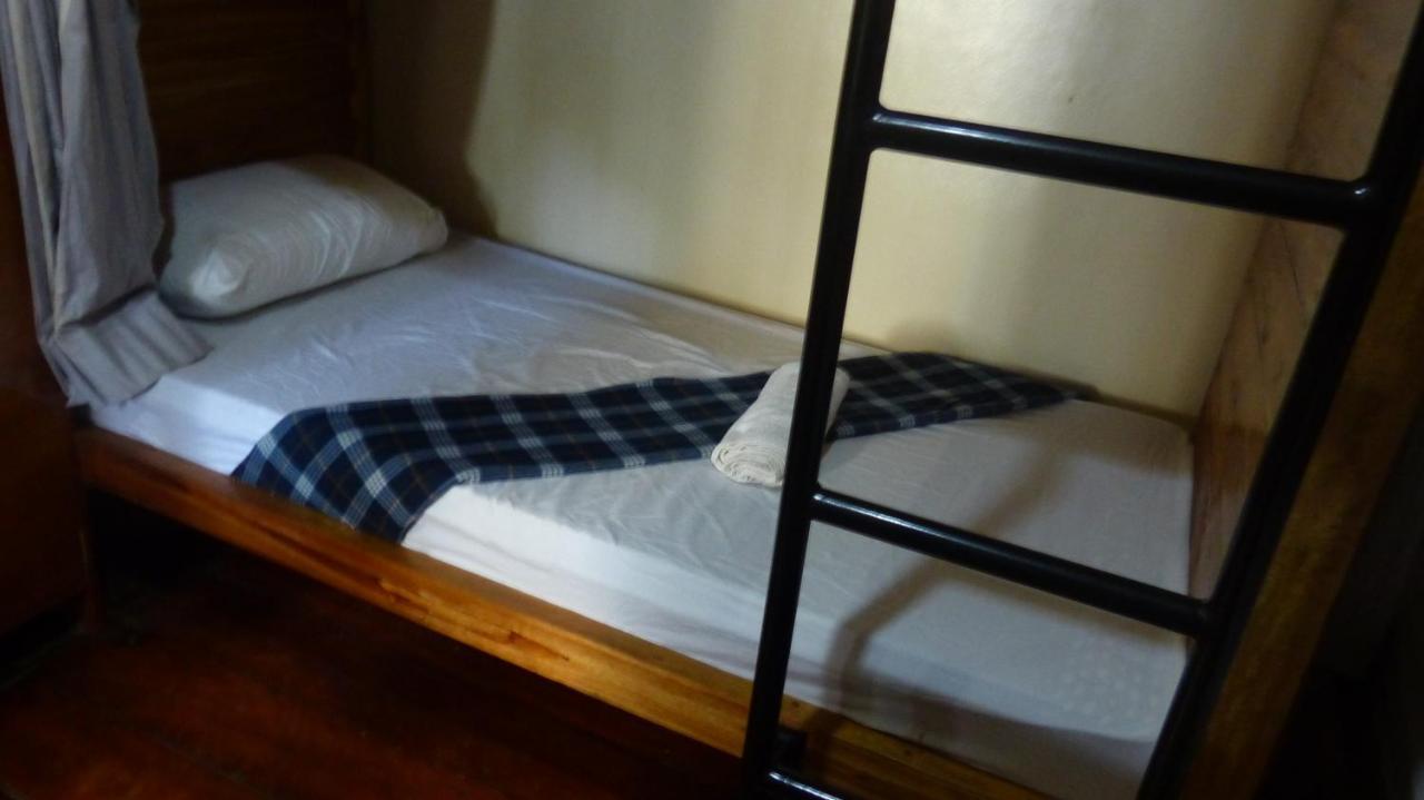 Bangka Hostels El Nido Esterno foto