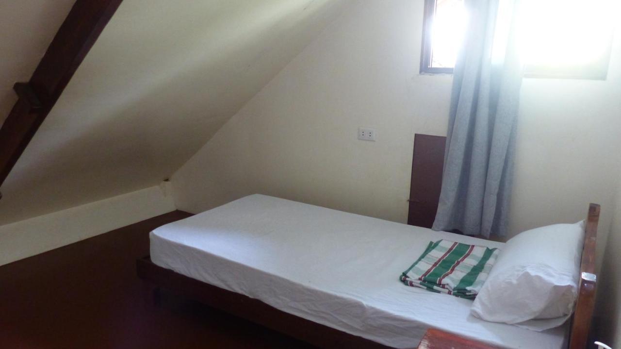 Bangka Hostels El Nido Esterno foto