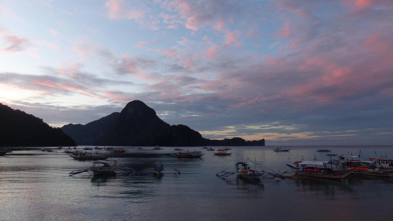 Bangka Hostels El Nido Esterno foto
