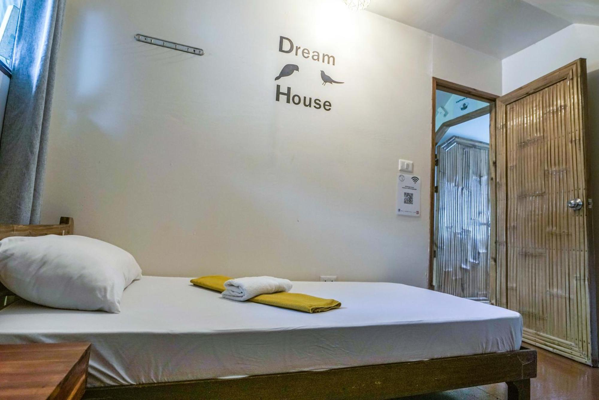 Bangka Hostels El Nido Esterno foto